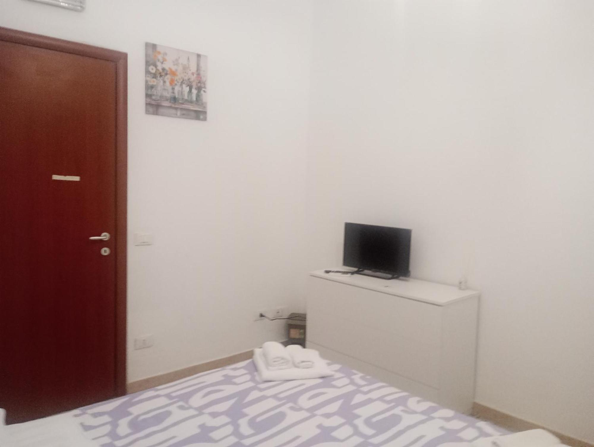 Guest house Giglio Rosso House *